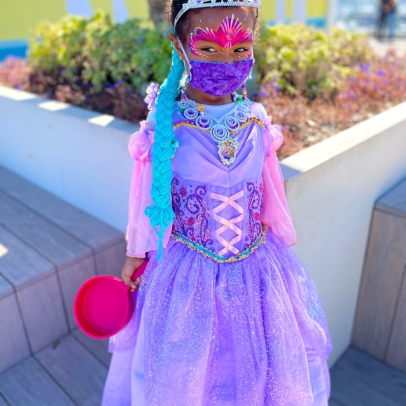 Rapunzel dress in excellent condition - Picture 1 of 2